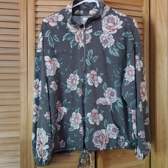 Maurices Tops - Maurices 1/4 zip light sweatshirt